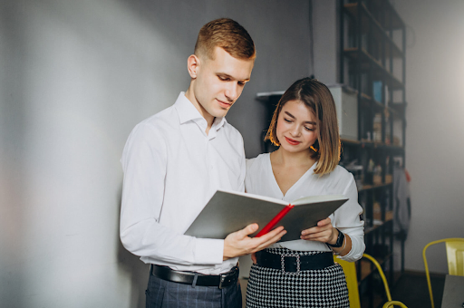 Organizations can benefit from custom yearbook printing by reinforcing the team spirit