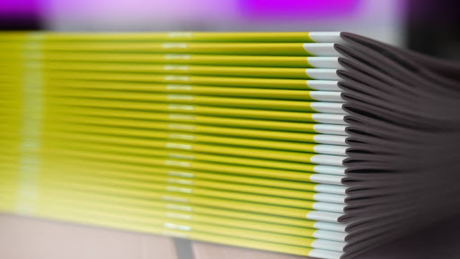 Some magazines can be saddle stitch-bound like booklets