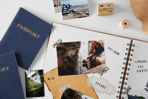 A unique photo album travel theme can be implemented with professional printing companies