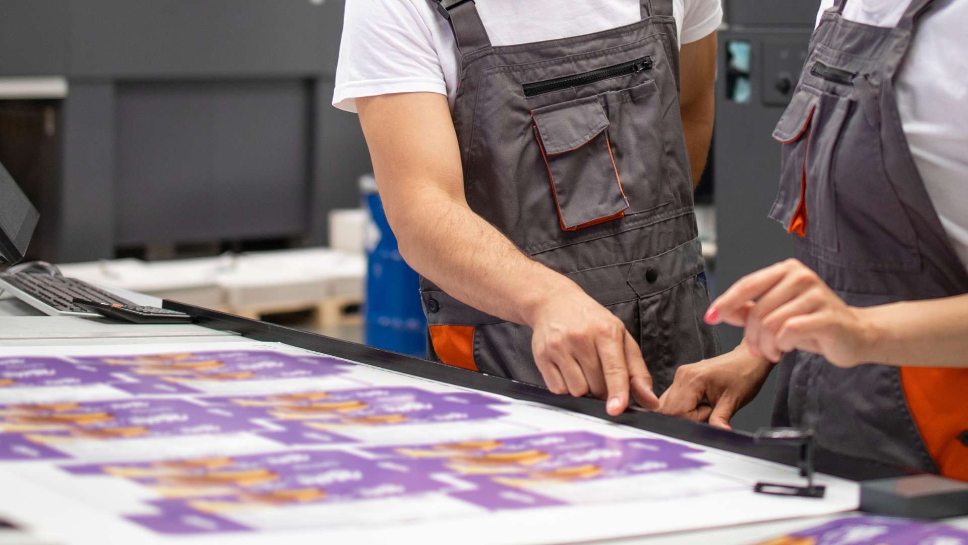 Printing Shops That Handle Books, Study Guides, and Marketing Print