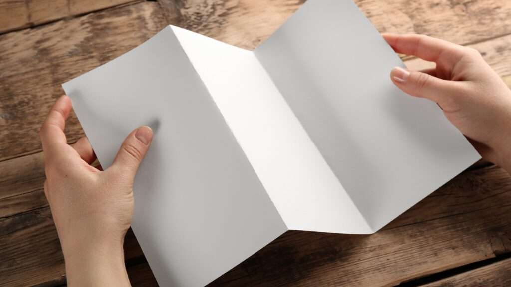 Flyer Printing Guide Paper, Finishes, and Quantity Planning