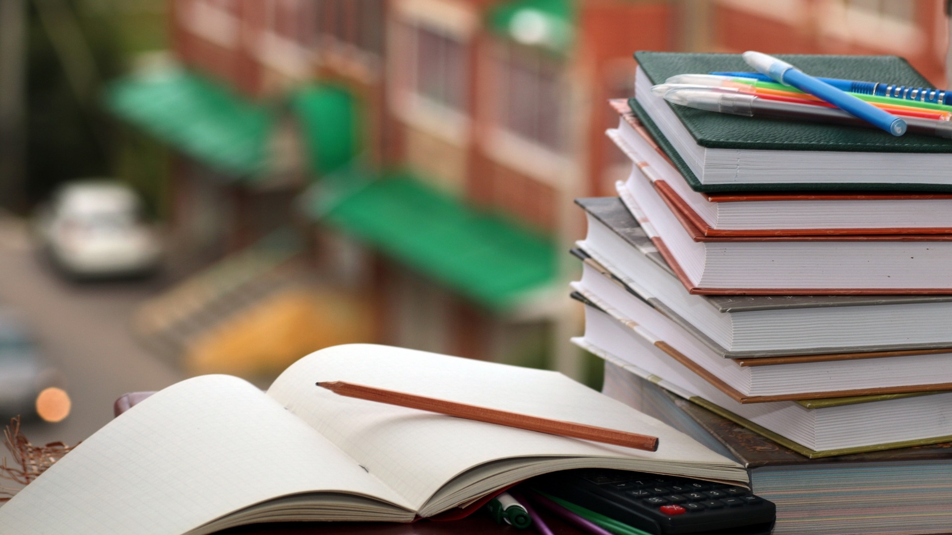 Book Printing and Binding How to Choose the Right Finish for Your Book