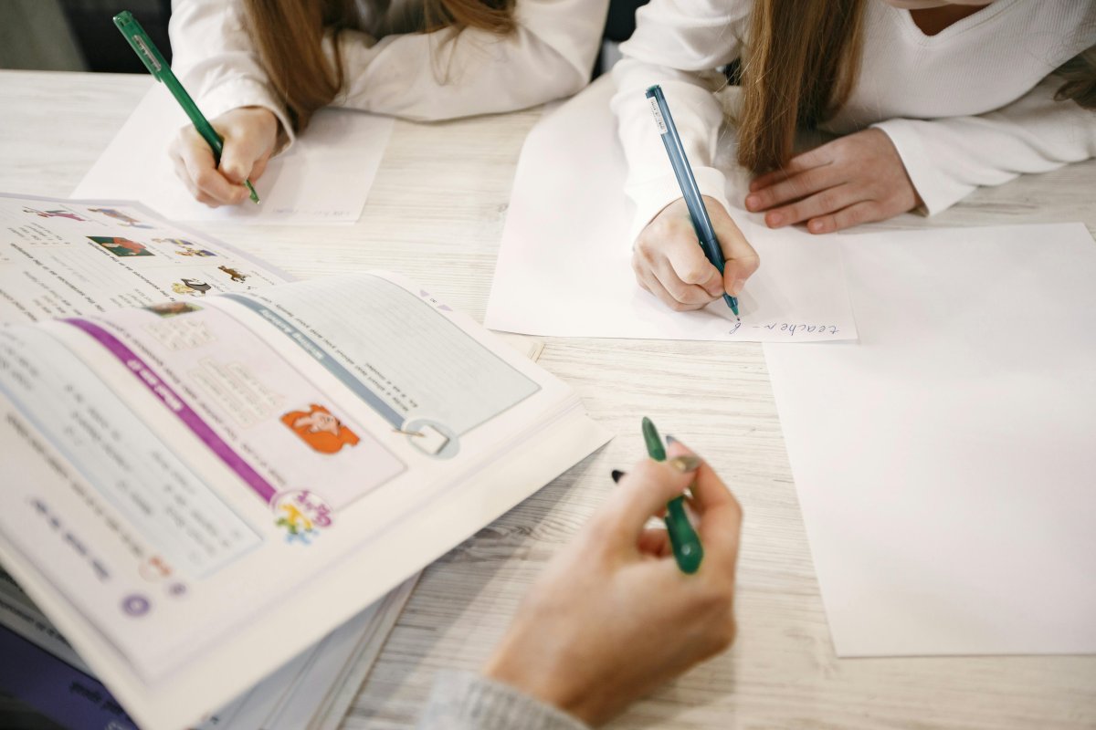 Educational Book Printers for Schools: The Guide to Quality & Logistics