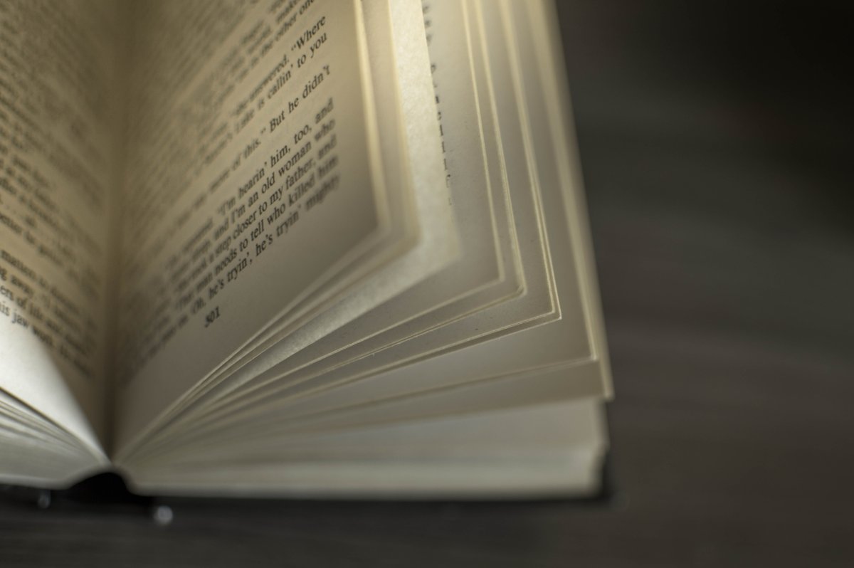 Cost to Print 100 Books in Johannesburg: Pricing & Options Guide